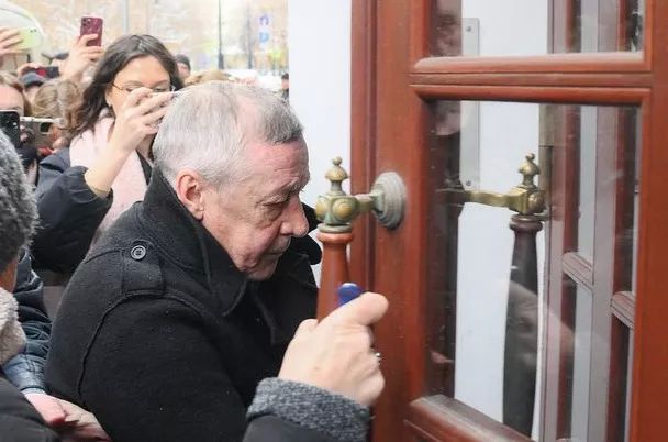 Михаил Ефремов рассказал о первых днях на свободе: «Очень тяжело, о кино даже не думаю»