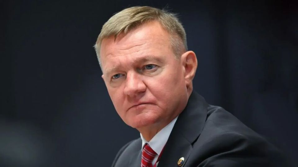 Могло грозить уголовное наказание: СМИ сообщают о самоубийстве экс-главы Минтранса Романа Старовойта — что известно к этому часу