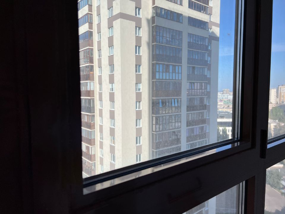 Весна приносит ясный свет: как привести окна в порядок и наслаждаться теплом