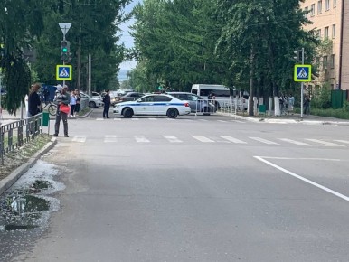 Сотрудники полиции обеспечили охрану общественного порядка во время ритуального шествия «Хороо», празднования Дня России и в выходные дни