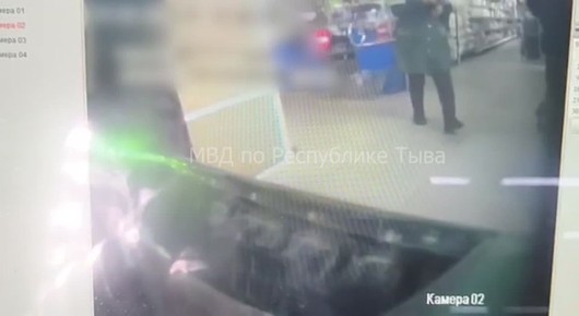 В селе Суг-Аксы сотрудниками полиции установлена женщина, похитившая деньги из банкомата