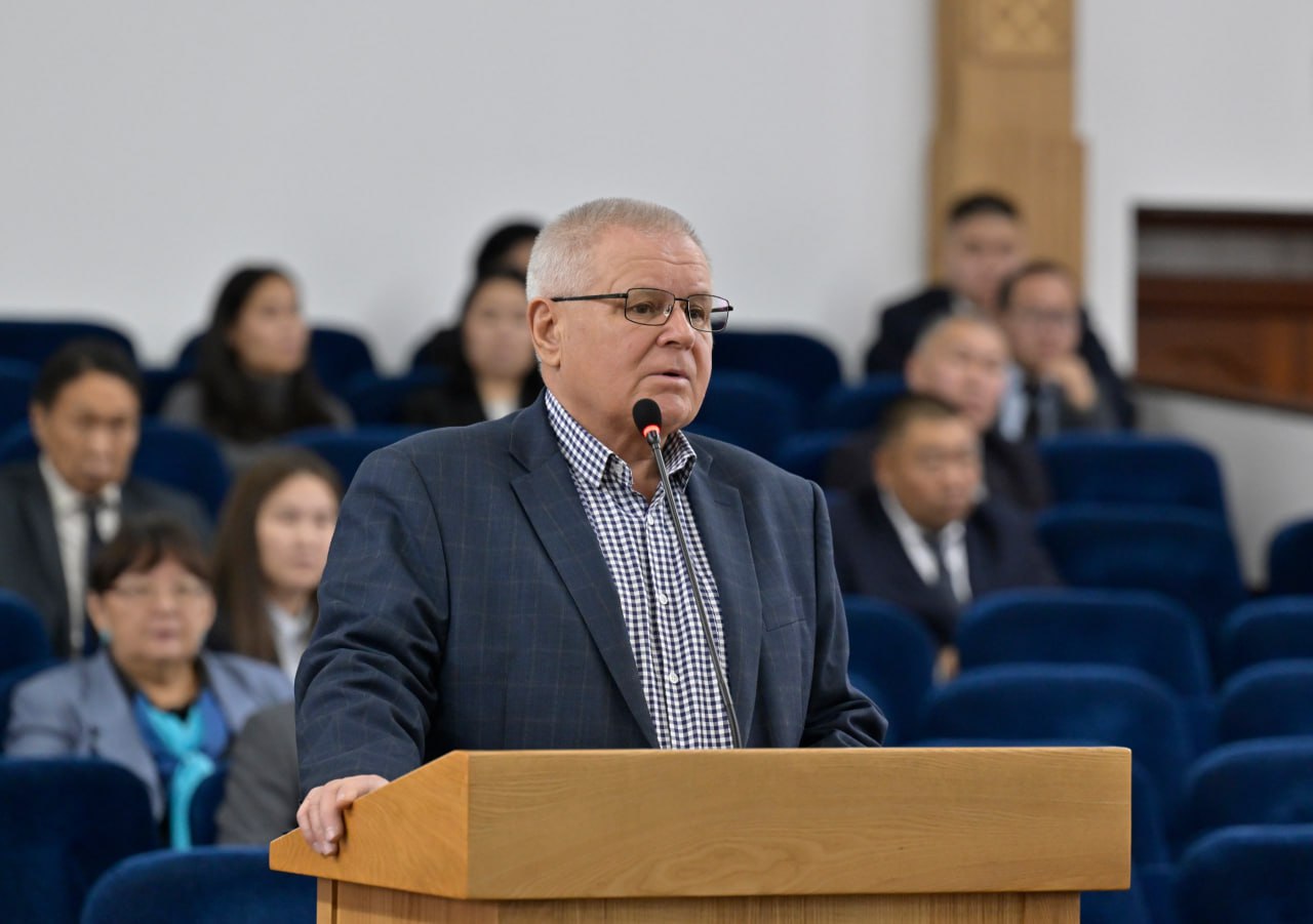 В правительстве Тувы обсудили итоги Государственной итоговой аттестации 2024-2025 В правительстве Тувы обсудили итоги Государственной итоговой аттестации 2024-2025