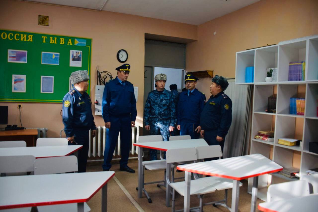 Заместитель прокурора республики Владимир Родин проверил условия содержания под стражей в Федеральном казенном учреждении Следственный изолятор № 1 УФСИН России по Республике Тыва Заместитель прокурора республики Владимир Родин проверил условия содержания под стражей в Федеральном казенном учреждении Следственный изолятор № 1 УФСИН России по Республике Тыва