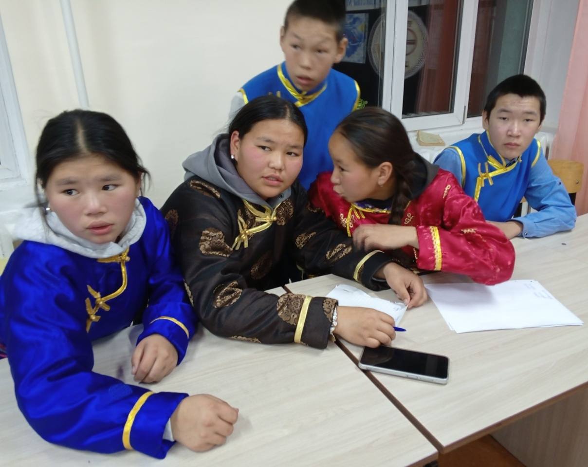 Арыг, чараш, чечен-мерген тыва дылывыс мге шагда читпес болзун! Арыг, чараш, чечен-мерген тыва дылывыс мге шагда читпес болзун!