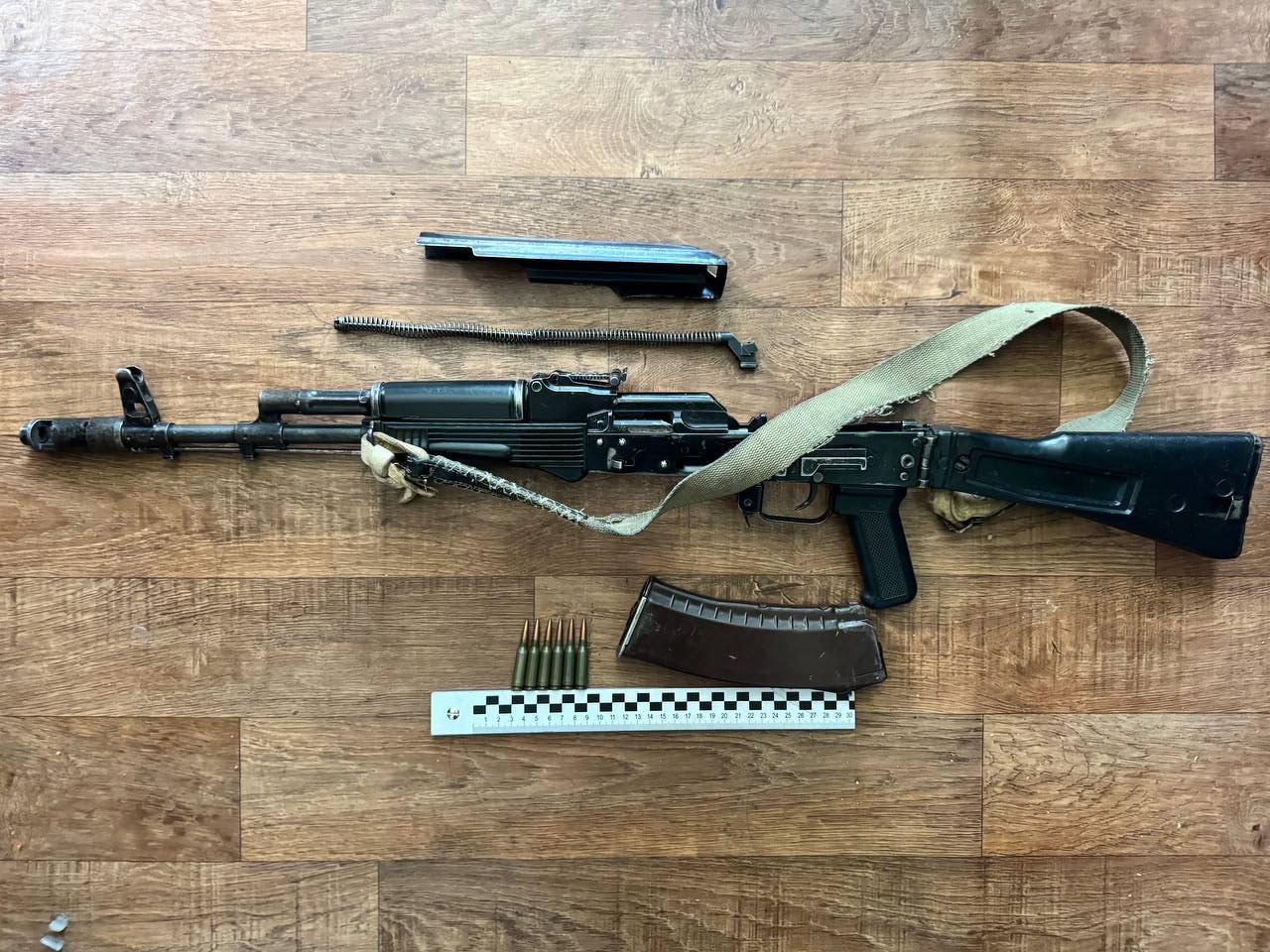 Сотрудники полиции призывают граждан к добровольной сдаче незаконно хранящегося огнестрельного оружия и боеприпасов