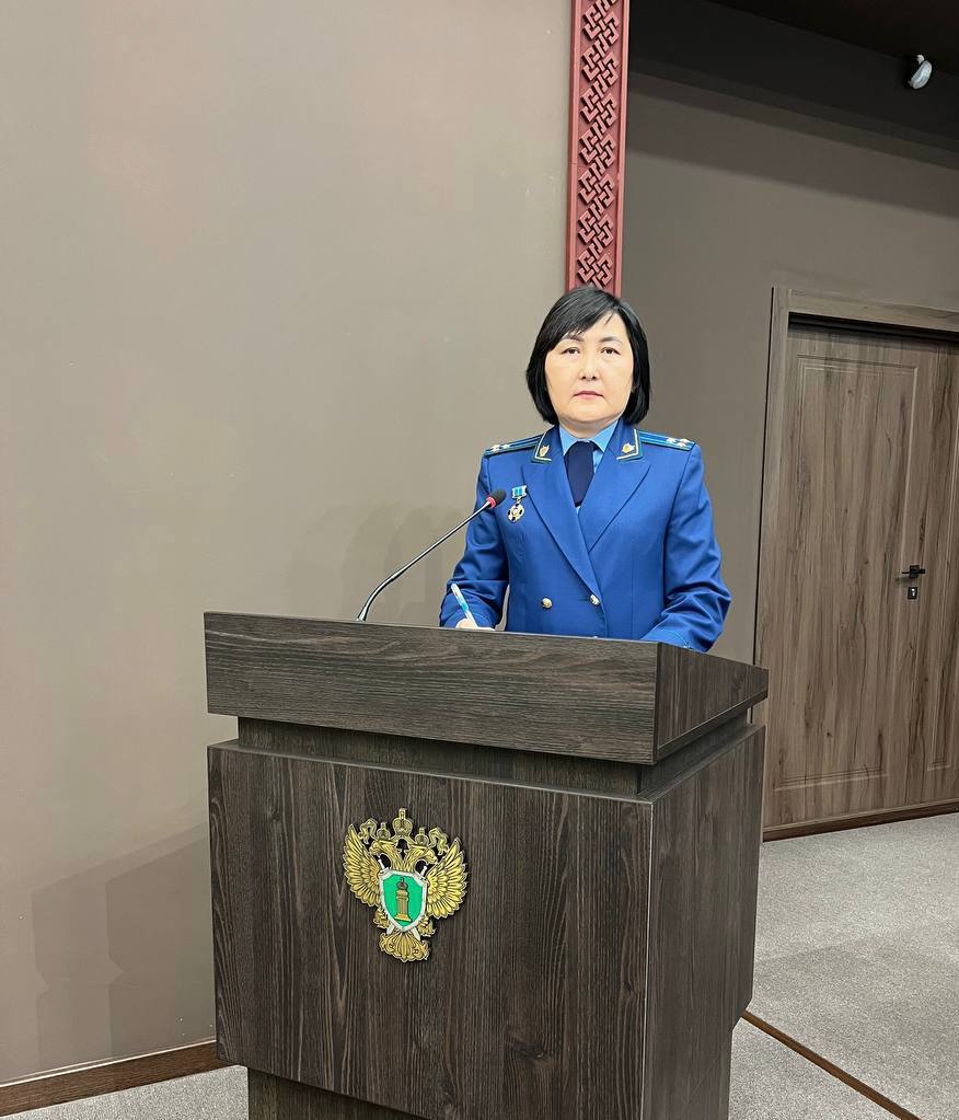 Под председательством исполняющего обязанности прокурора республики Владимира Большунова состоялось заседание коллегии по вопросам состояния законности и практике прокурорского надзора за соблюдением органами правоохраны... Под председательством исполняющего обязанности прокурора республики Владимира Большунова состоялось заседание коллегии по вопросам состояния законности и практике прокурорского надзора за соблюдением органами правоохраны...