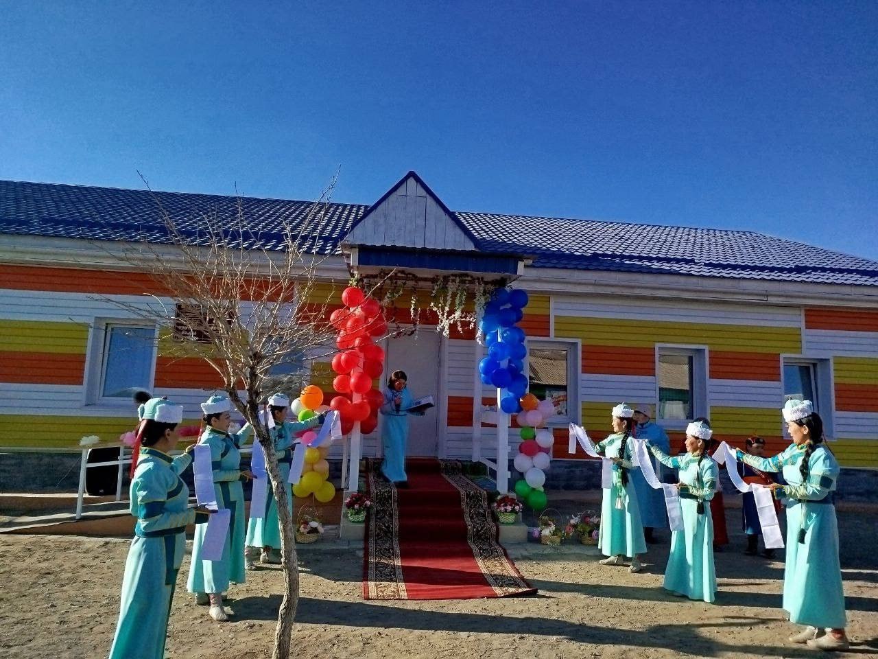 Детский сад «Чечек» в селе Мугур-Аксы распахнул свои двери после капремонта Детский сад «Чечек» в селе Мугур-Аксы распахнул свои двери после капремонта