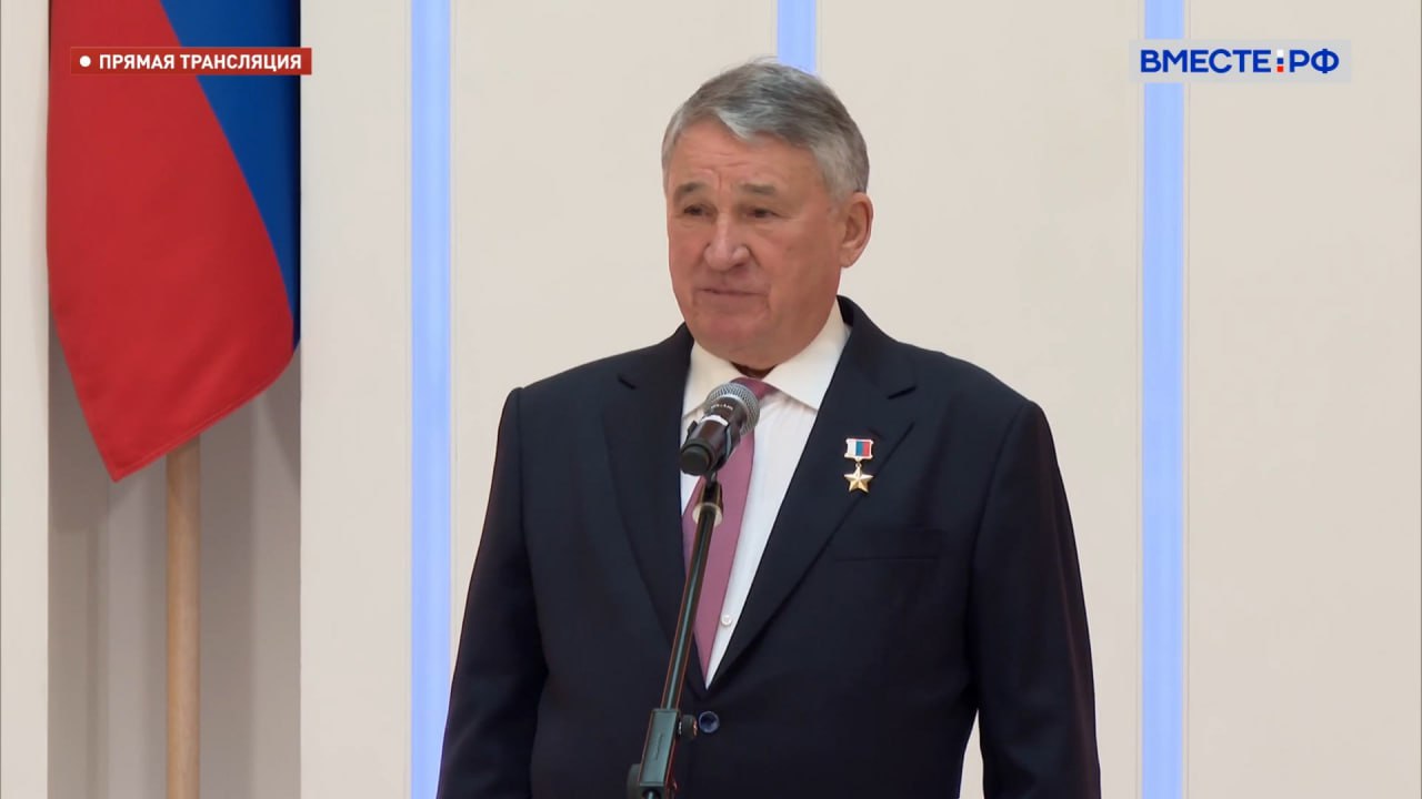 15-летний Тимофей Титов из Тувы награжден за героический поступок 15-летний Тимофей Титов из Тувы награжден за героический поступок