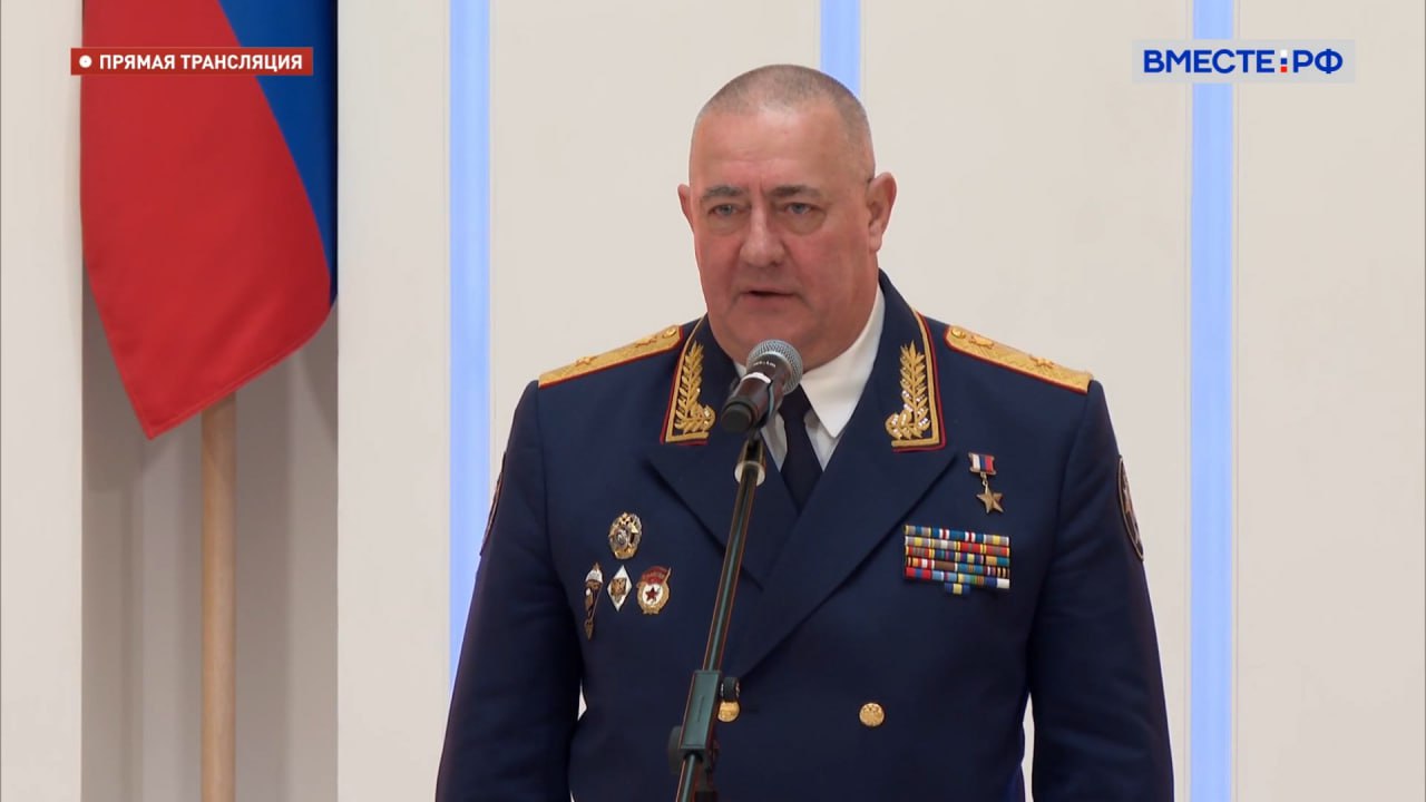 15-летний Тимофей Титов из Тувы награжден за героический поступок 15-летний Тимофей Титов из Тувы награжден за героический поступок