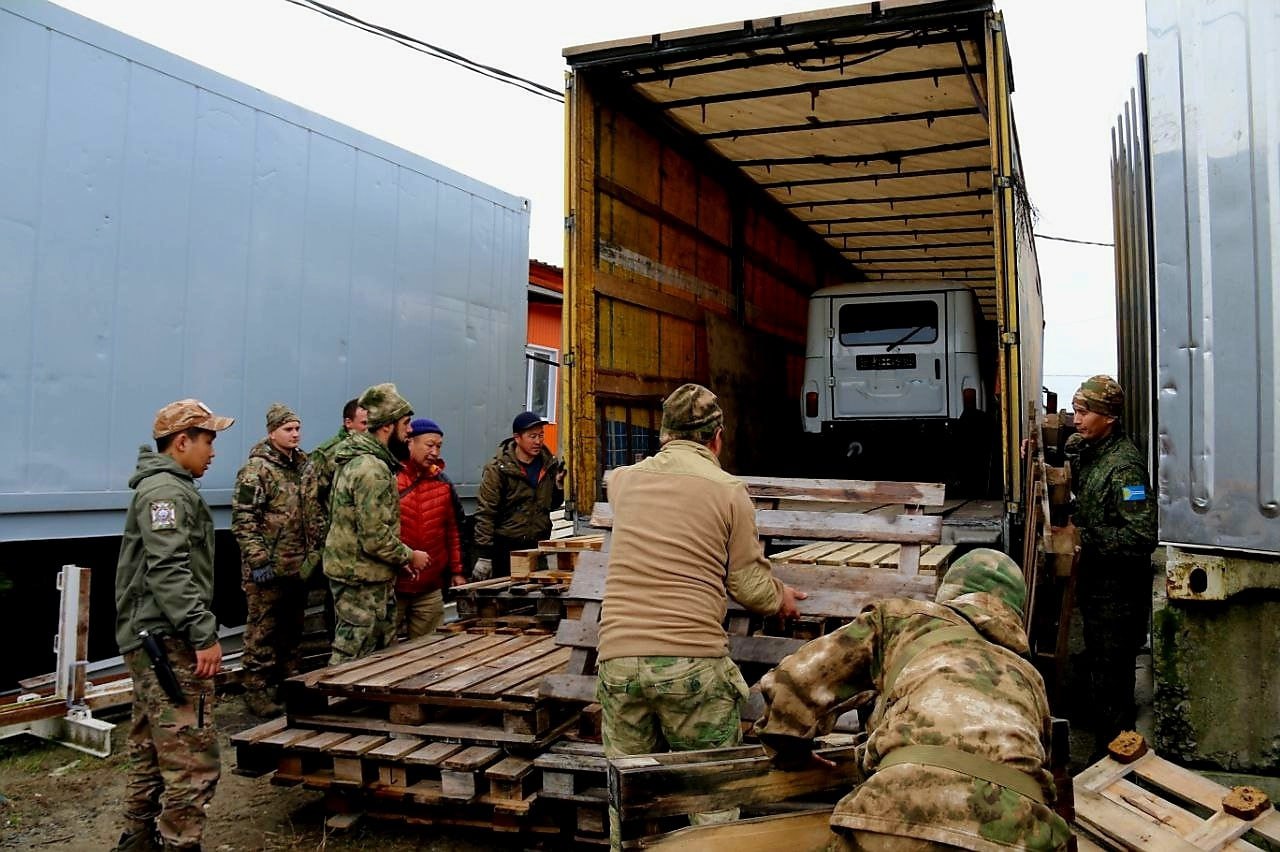 Гуманитарный груз из Тувы доставлен в Курскую область Гуманитарный груз из Тувы доставлен в Курскую область