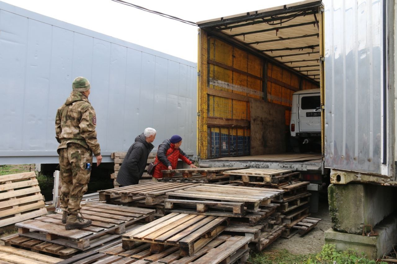 Гуманитарный груз из Тувы доставлен в Курскую область Гуманитарный груз из Тувы доставлен в Курскую область