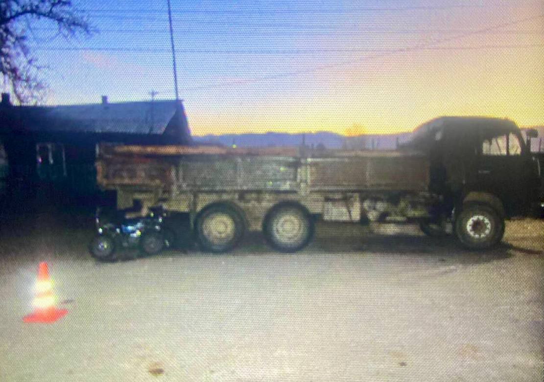 В Тандинском районе пострадали дети на квадроцикле В Тандинском районе пострадали дети на квадроцикле