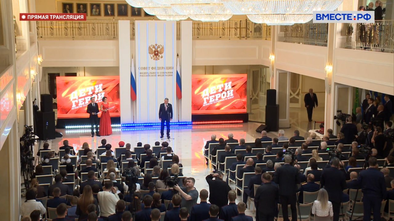 15-летний Тимофей Титов из Тувы награжден за героический поступок 15-летний Тимофей Титов из Тувы награжден за героический поступок