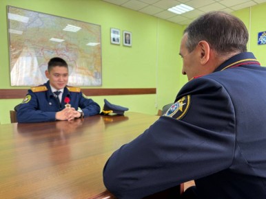 В Республике Тыва юному герою вручена благодарность Председателя СК России за спасение местной жительницы