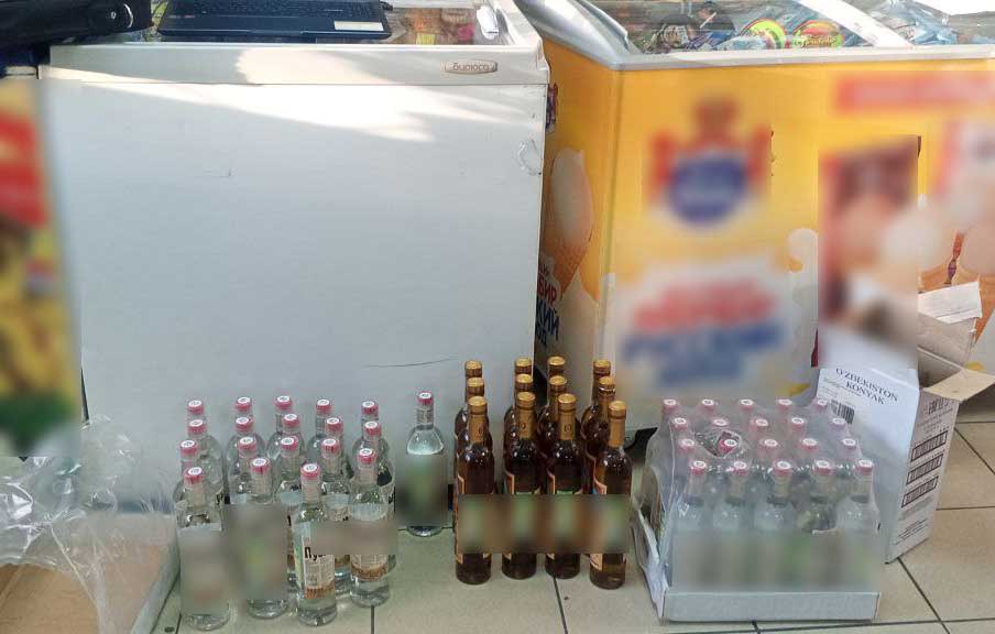 В ходе проведения оперативно-профилактического мероприятия «Правопорядок» сотрудниками полиции из незаконного оборота изъято около 430 литров нелегальной алкогольной продукции В ходе проведения оперативно-профилактического мероприятия «Правопорядок» сотрудниками полиции из незаконного оборота изъято около 430 литров нелегальной алкогольной продукции