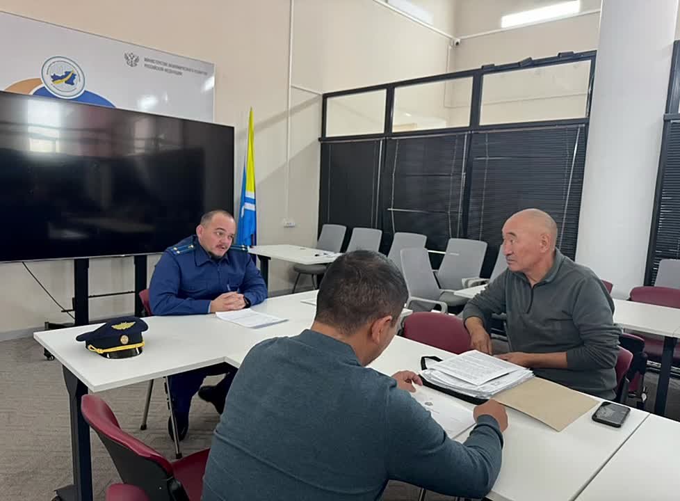 Прокурор города Кызыла Павел Насс встретился с предпринимателями
