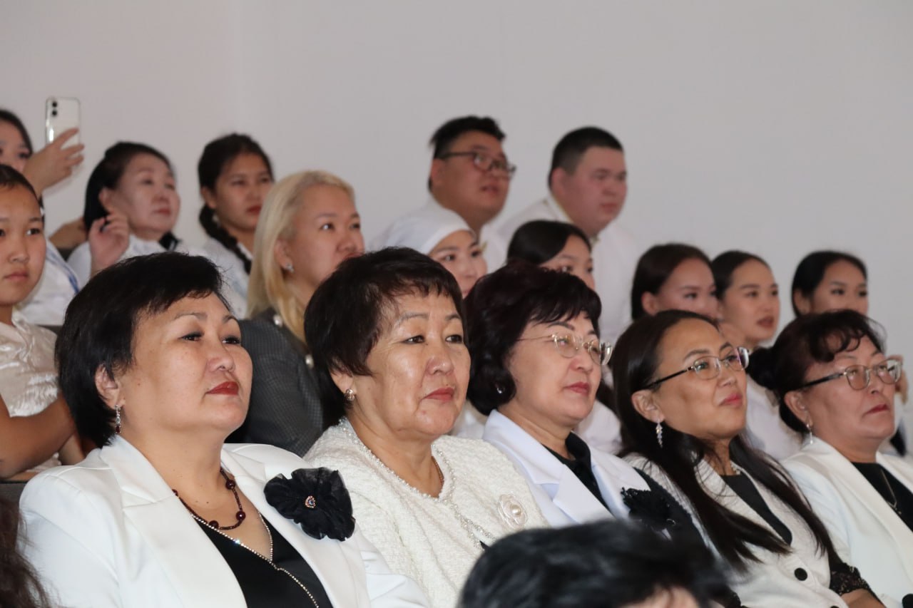 Республиканский медицинский колледж празднует свой 80-летний юбилей Республиканский медицинский колледж празднует свой 80-летний юбилей