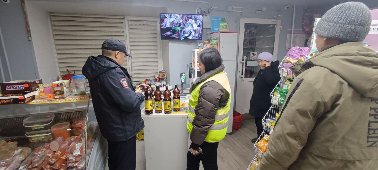 В ходе проведения оперативно-профилактического мероприятия «Правопорядок» сотрудниками полиции из незаконного оборота изъято около 430 литров нелегальной алкогольной продукции В ходе проведения оперативно-профилактического мероприятия «Правопорядок» сотрудниками полиции из незаконного оборота изъято около 430 литров нелегальной алкогольной продукции