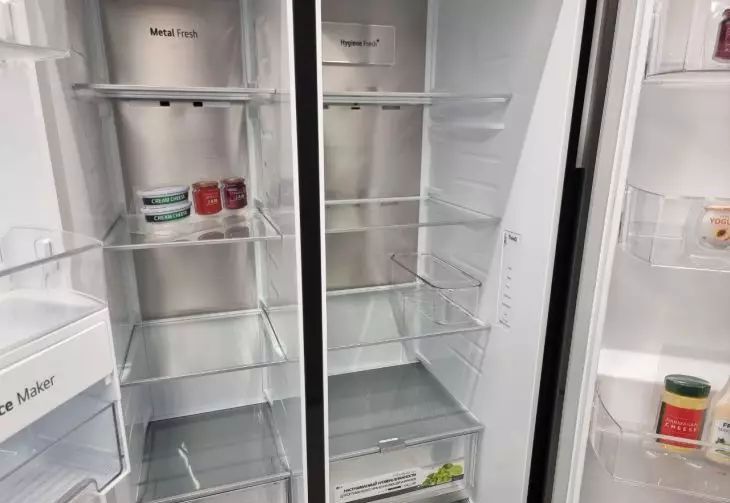 Три продукта в холодильнике могут стать токсичными: диетолог предупредила