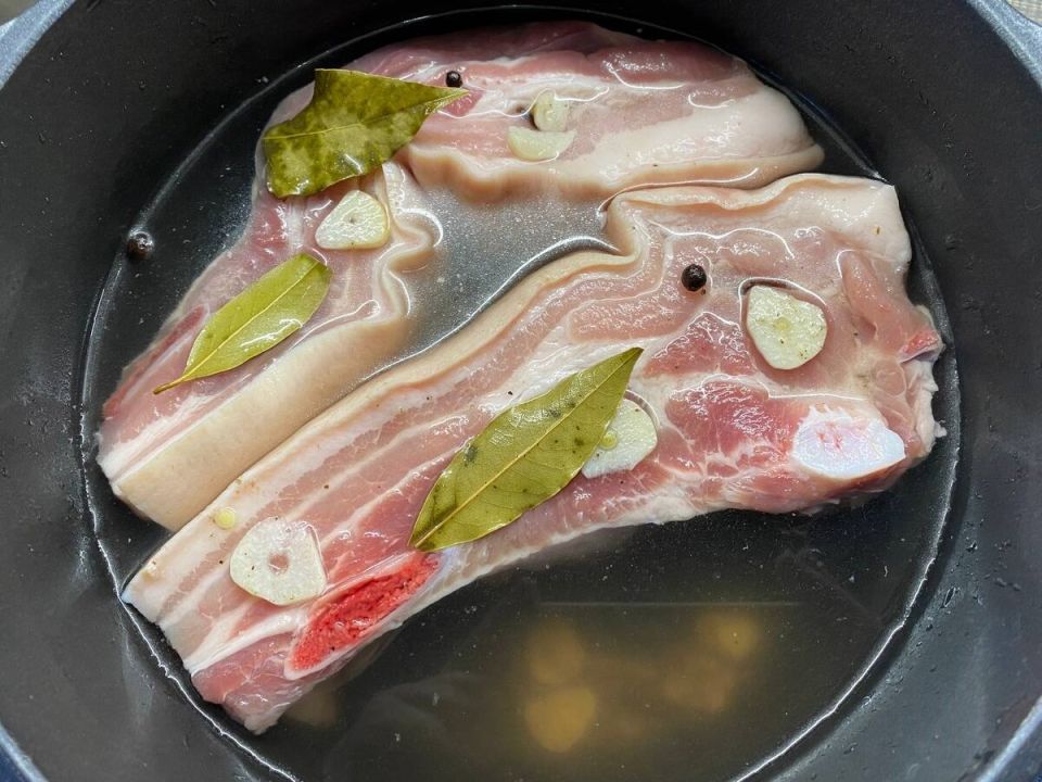 Как добиться идеальной текстуры свиного сала: секреты и рекомендации