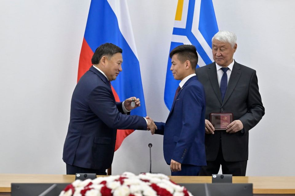 Шылгарааннарга крне шаналдарын тывыскан Шылгарааннарга крне шаналдарын тывыскан