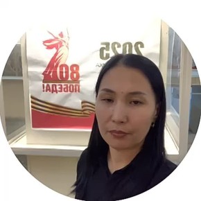 Валерий Халилов аттыг Тываны крне филармониязында чугула чл дугайында чугаа чоруп турар