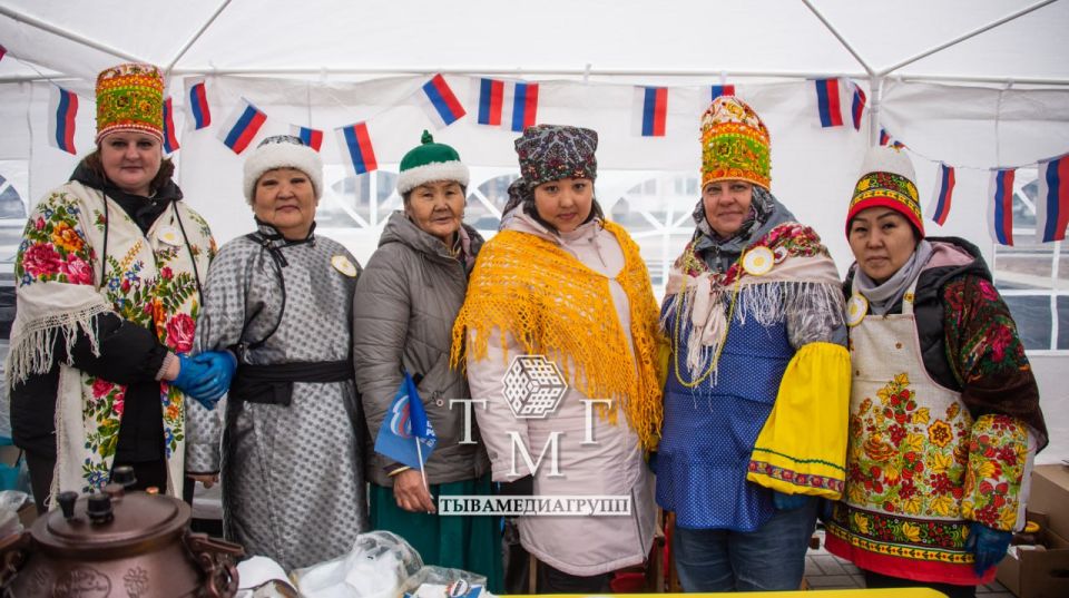 «Народов много - Родина одна» «Народов много - Родина одна»