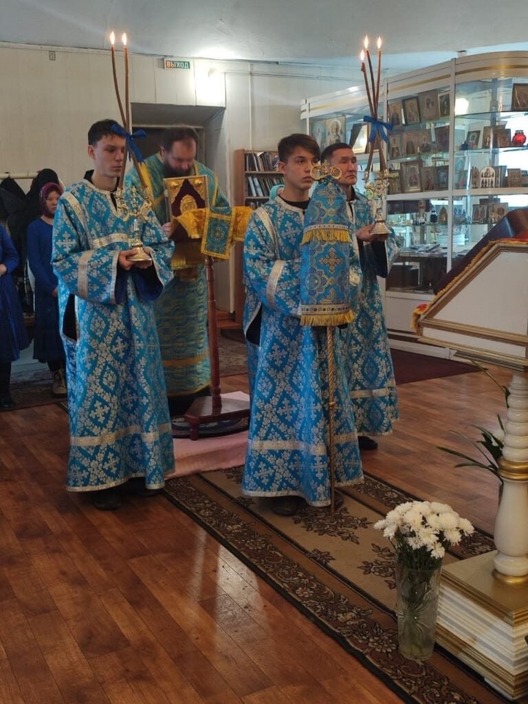 Праздничные торжества в Сарыг-Сепе в честь Казанской иконы Божией Матери Праздничные торжества в Сарыг-Сепе в честь Казанской иконы Божией Матери