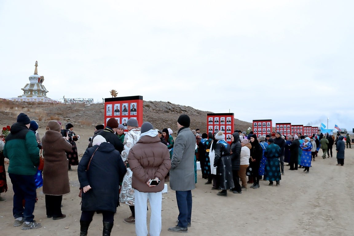 В столице Тувы состоялось открытие Аллеи Героев В столице Тувы состоялось открытие Аллеи Героев
