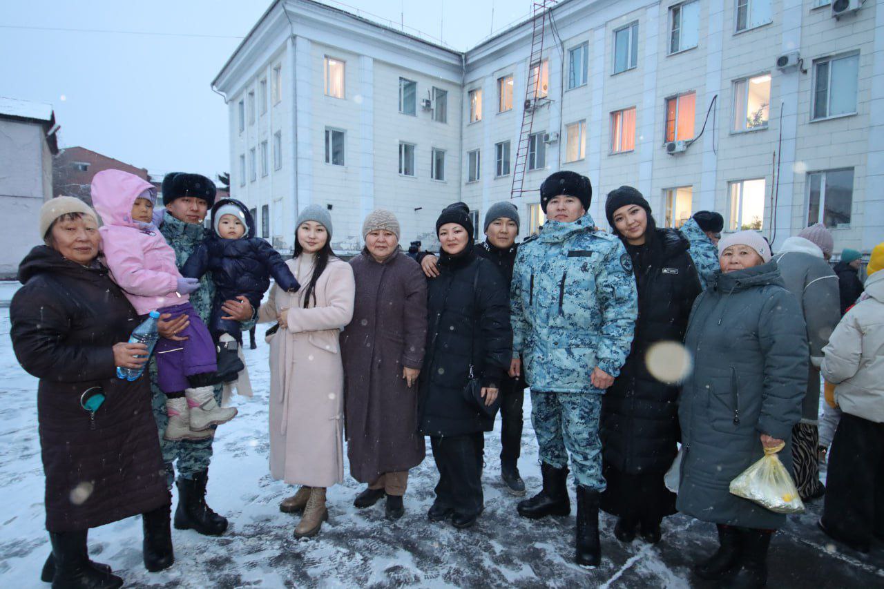 Сводный отряд полицейских из Тувы отправился в служебную командировку на Северный Кавказ Сводный отряд полицейских из Тувы отправился в служебную командировку на Северный Кавказ