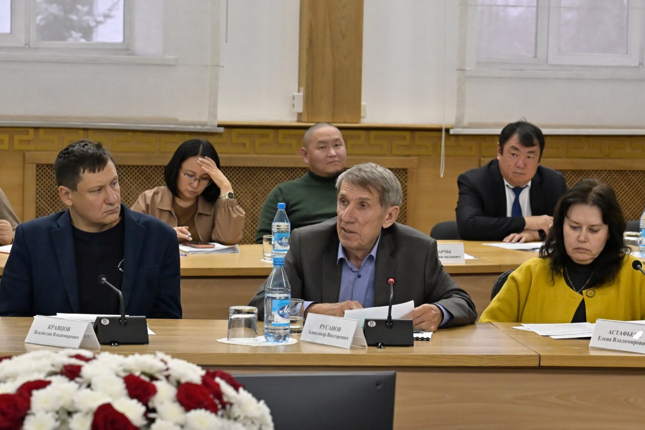 В Правительстве Тувы прошло заседание по развитию промышленности на территории республики В Правительстве Тувы прошло заседание по развитию промышленности на территории республики