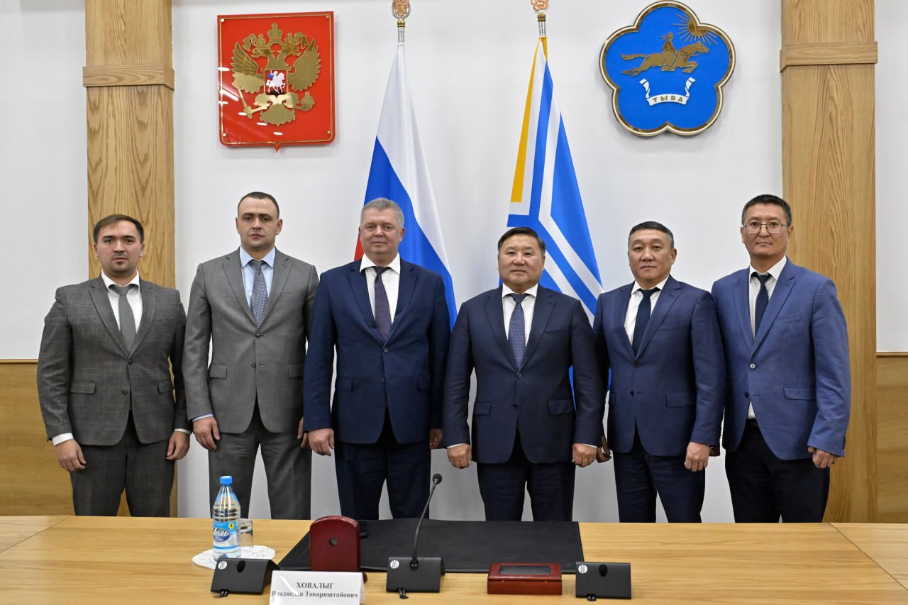 В Правительстве Тувы прошло заседание по развитию промышленности на территории республики В Правительстве Тувы прошло заседание по развитию промышленности на территории республики