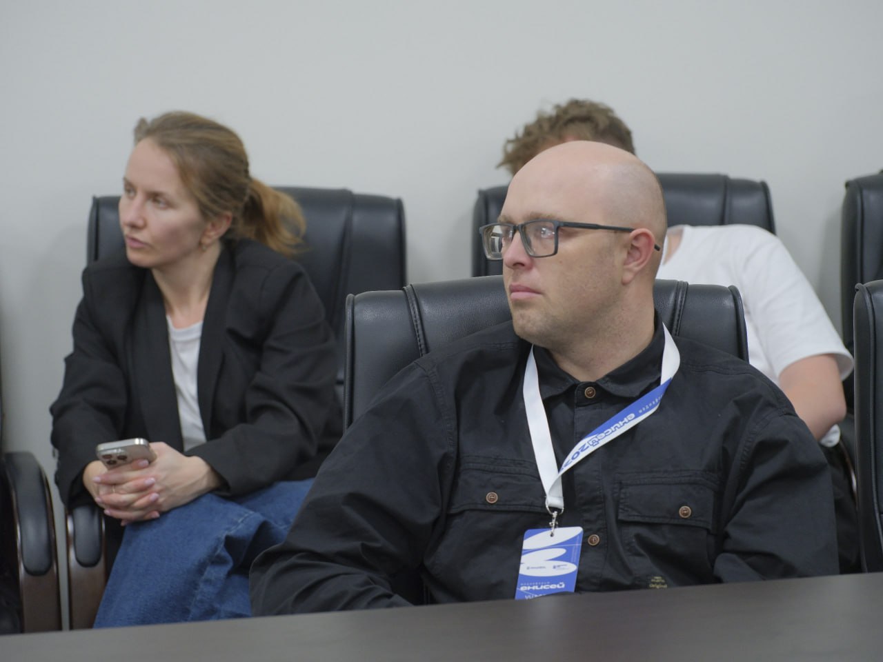 Журналисты медиахолдинга «ТываМедиаГрупп» принимают участие в 13-м медиафоруме «Енисей-2025» Журналисты медиахолдинга «ТываМедиаГрупп» принимают участие в 13-м медиафоруме «Енисей-2025»