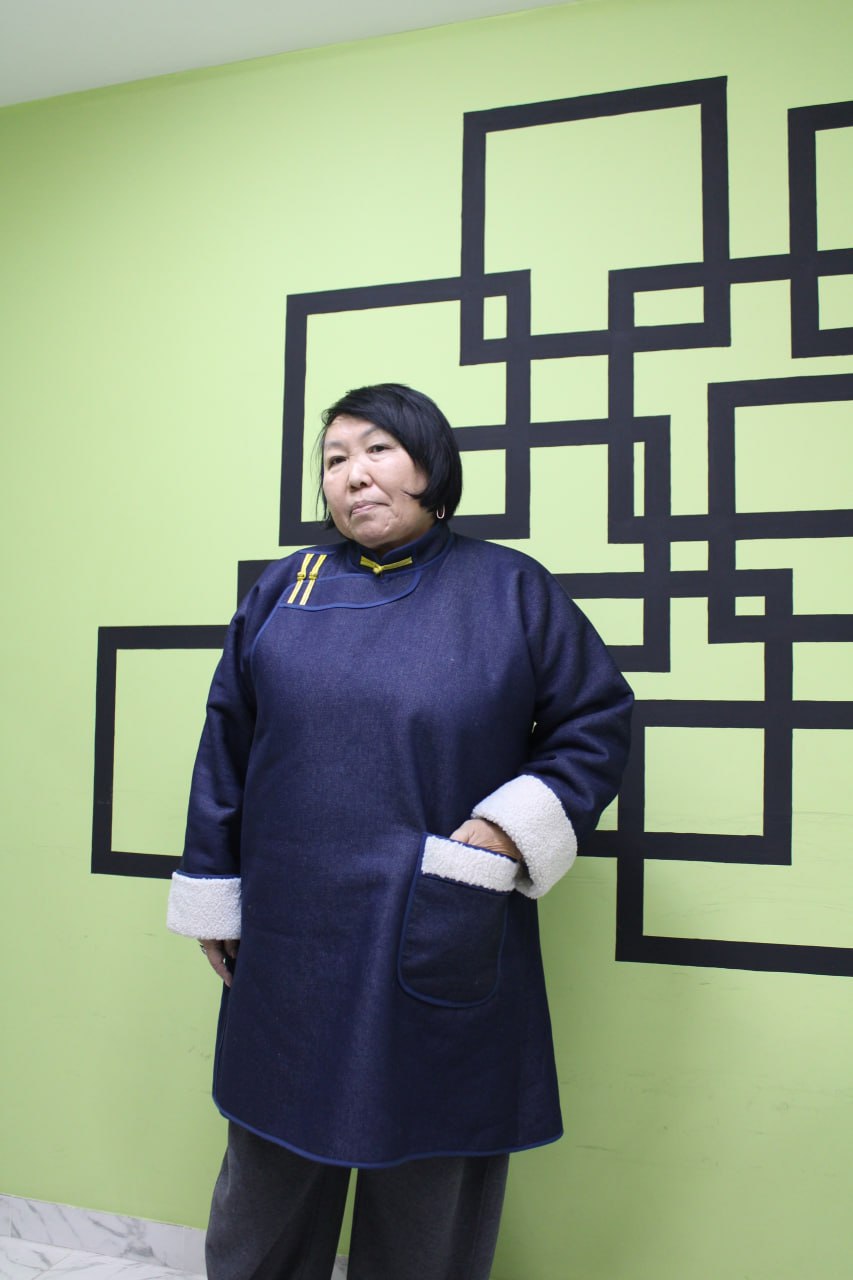 Жены и матери героев СВО обучились пошиву тувинского национального тона Жены и матери героев СВО обучились пошиву тувинского национального тона