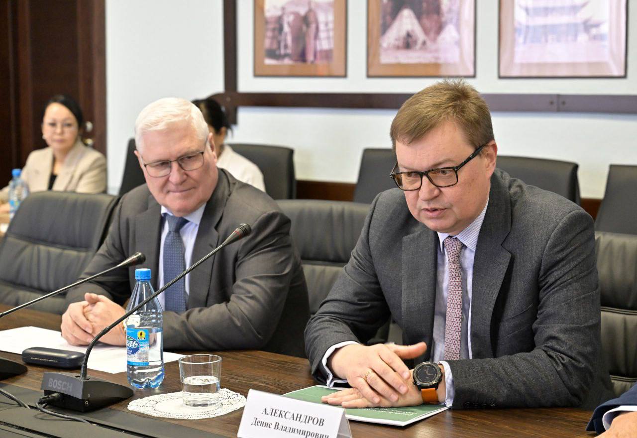 Глава Тувы встретился с руководством «Тардан Голд»