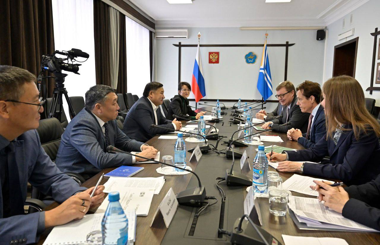 Глава Тувы встретился с руководством «Тардан Голд» Глава Тувы встретился с руководством «Тардан Голд»