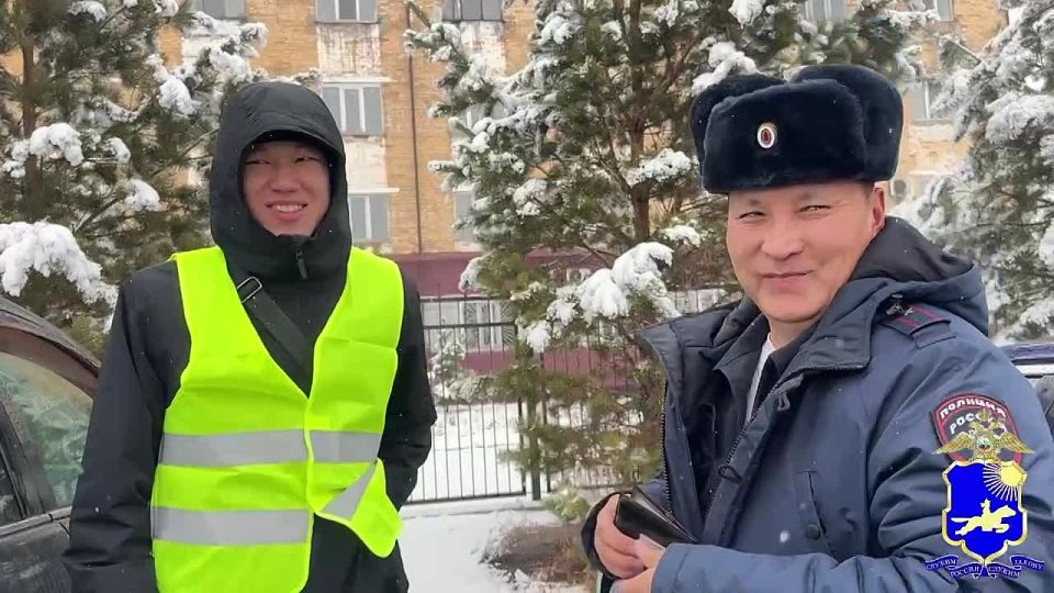 В Кызыле студенты транспортного техникума посетили с экскурсией Управление Госавтоинспекции