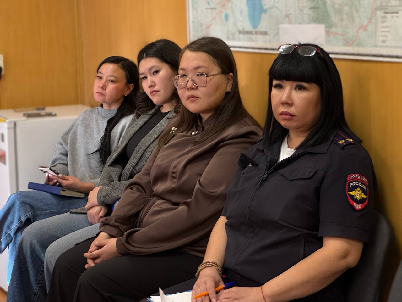 В Госавтоинспекции Тувы состоялся брифинг В Госавтоинспекции Тувы состоялся брифинг