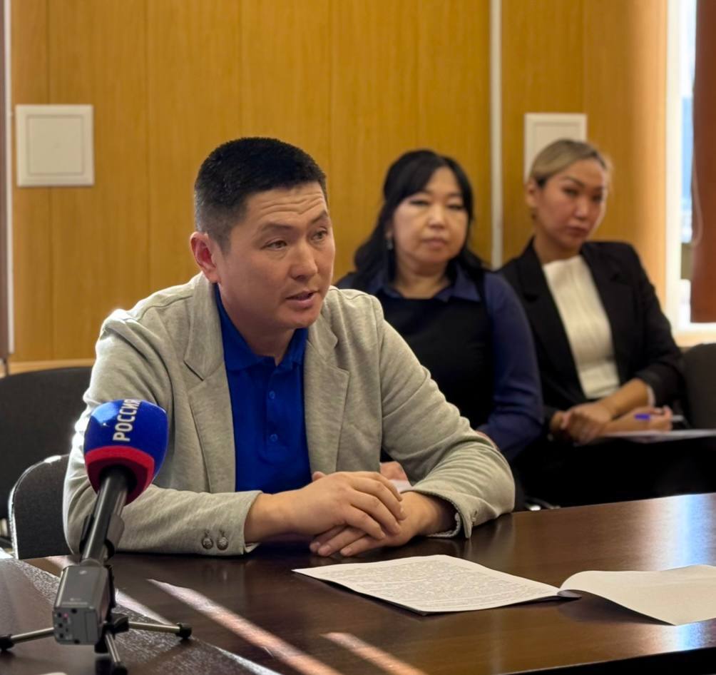 В Госавтоинспекции Тувы состоялся брифинг В Госавтоинспекции Тувы состоялся брифинг