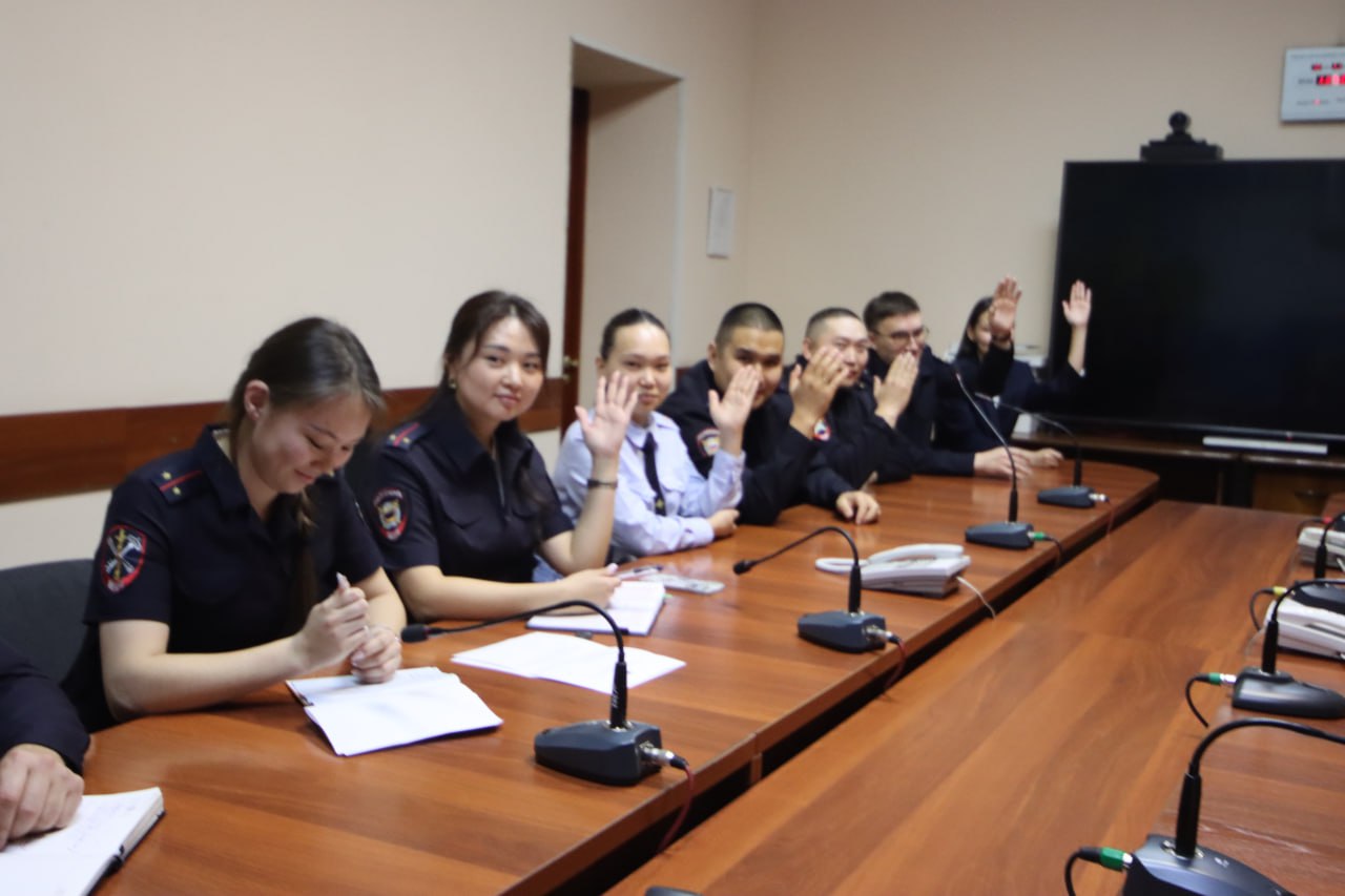 В МВД по Республике Тыва под председательством Министра состоялось заседание Совета молодых сотрудников В МВД по Республике Тыва под председательством Министра состоялось заседание Совета молодых сотрудников