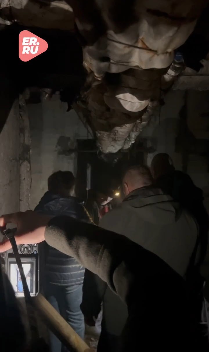 В Кызыле начали устранять аварию в канализационном коллекторе В Кызыле начали устранять аварию в канализационном коллекторе