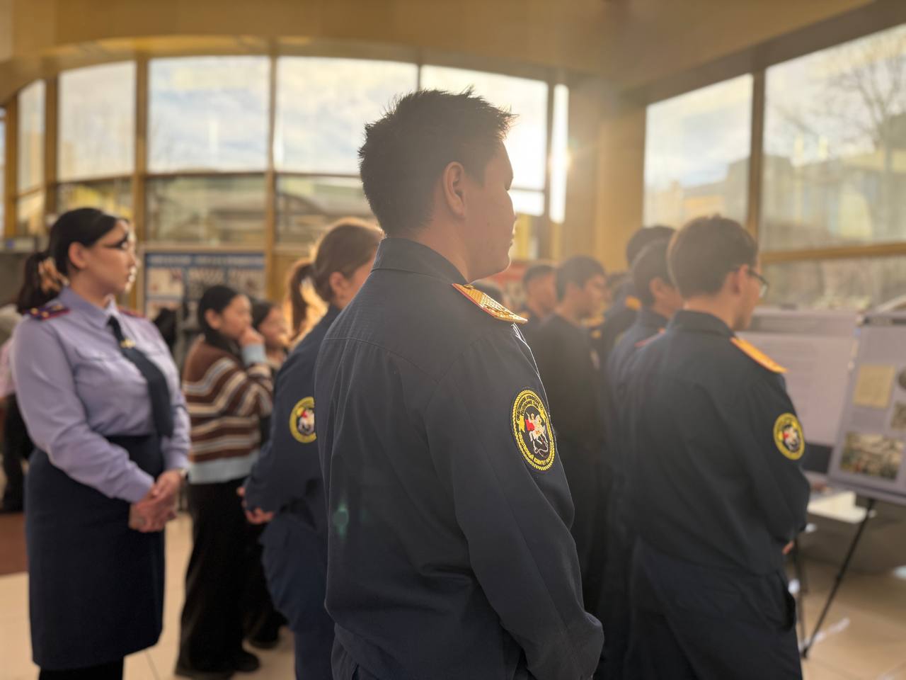 Кадеты профильного класса следственного управления посетили историко-правовую выставку «Защита суверенитета Российского государства. История и современность» Кадеты профильного класса следственного управления посетили историко-правовую выставку «Защита суверенитета Российского государства. История и современность»