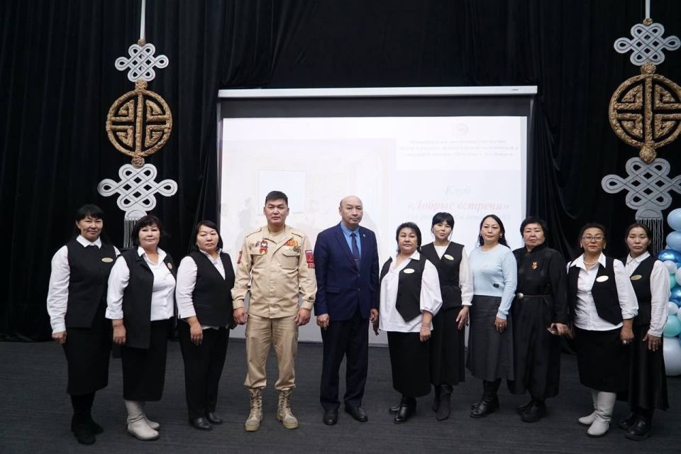 В Ак-Довураке открылся родительский клуб для семей с детьми-инвалидами