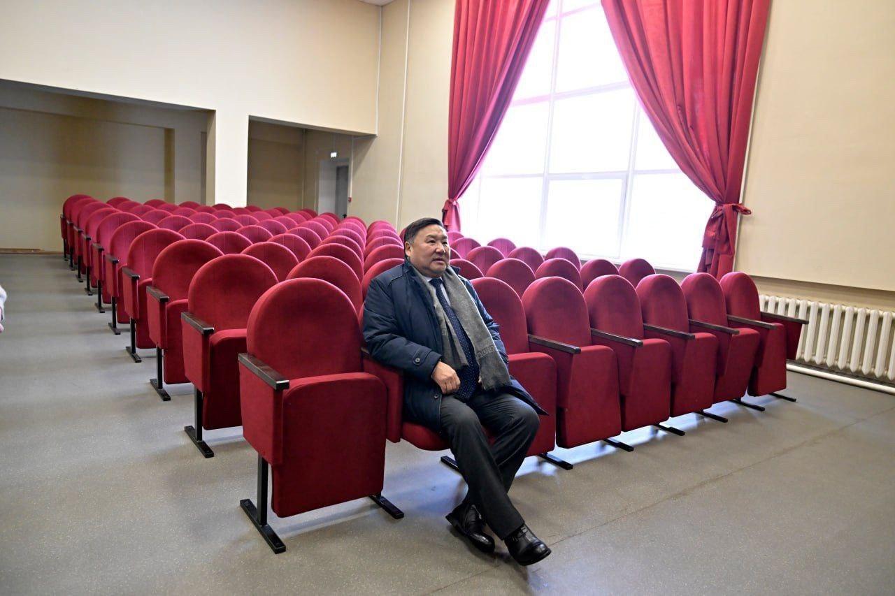 В ходе рабочей командировки в Пий-Хемский район Глава Республики Тыва Владислав Ховалыг оценил результаты капитального ремонта дома культуры в селе Уюк, выполненного в 2024 году в рамках национального проекта «Культура» В ходе рабочей командировки в Пий-Хемский район Глава Республики Тыва Владислав Ховалыг оценил результаты капитального ремонта дома культуры в селе Уюк, выполненного в 2024 году в рамках национального проекта «Культура»
