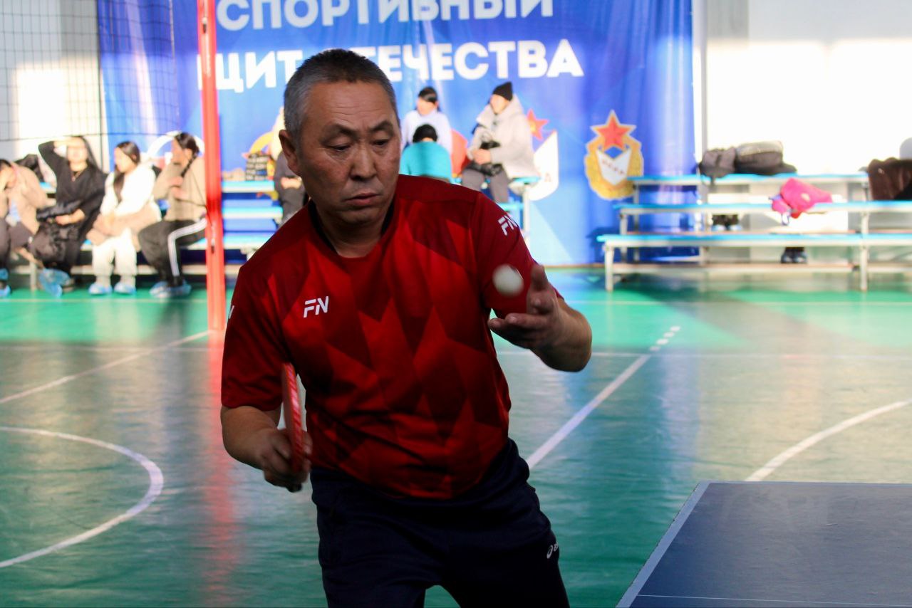 Более 40 сотрудников силовых структур и педагогов сыграли в настольный теннис на спартакиаде в Туве Более 40 сотрудников силовых структур и педагогов сыграли в настольный теннис на спартакиаде в Туве