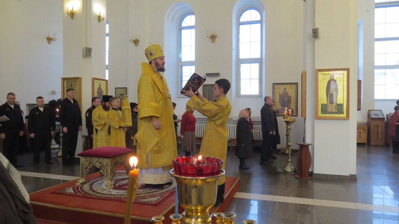 16 ноября 2025 года, в Неделю 23-ю по Пятидесятнице, в Воскресенском кафедральном соборе г. Кызыла были совершены Всенощное бдение и Божественная литургия 16 ноября 2025 года, в Неделю 23-ю по Пятидесятнице, в Воскресенском кафедральном соборе г. Кызыла были совершены Всенощное бдение и Божественная литургия