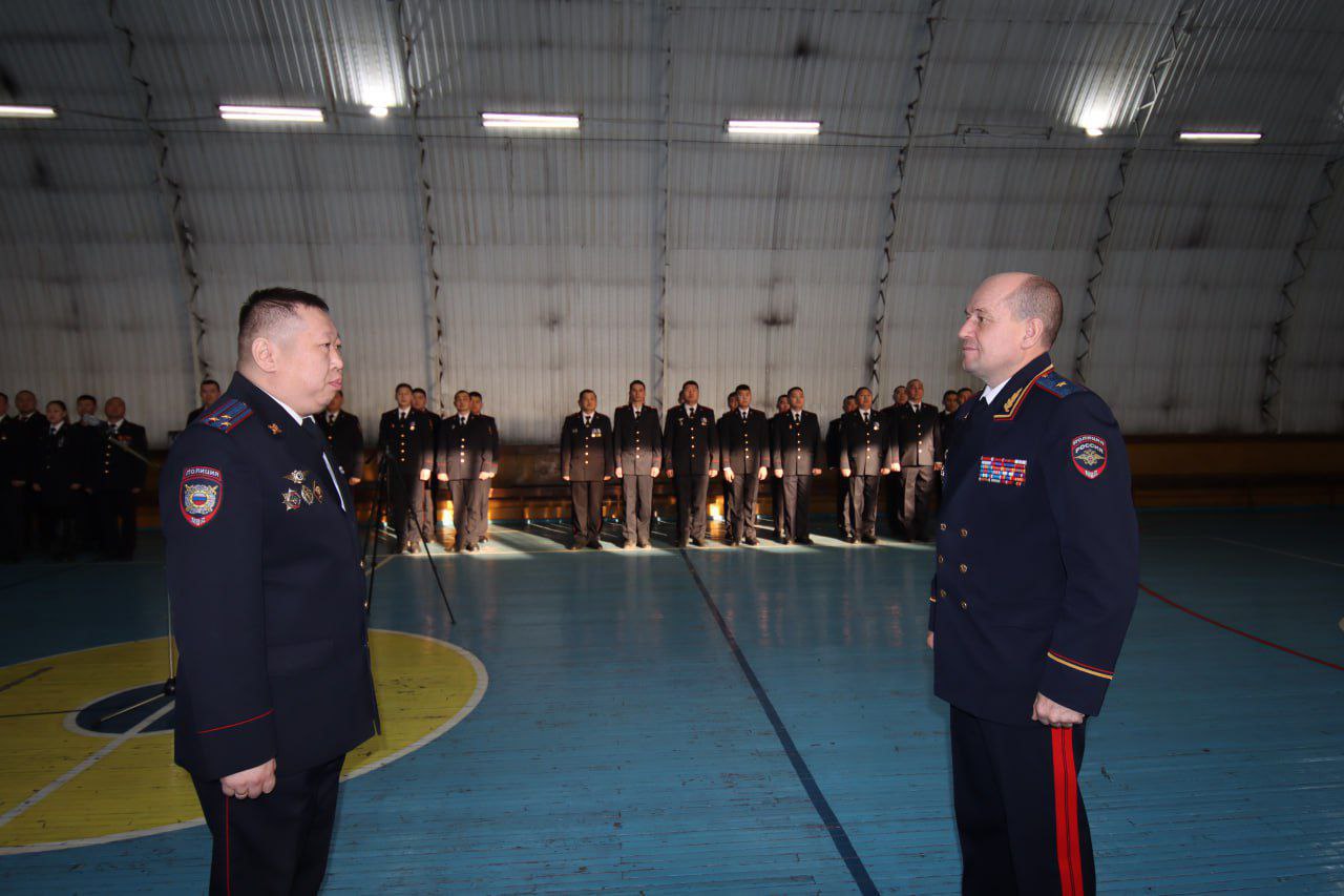 В МВД по Республике Тыва прошло торжественное мероприятие, посвященное 102-й годовщине службы участковых уполномоченных полиции В МВД по Республике Тыва прошло торжественное мероприятие, посвященное 102-й годовщине службы участковых уполномоченных полиции