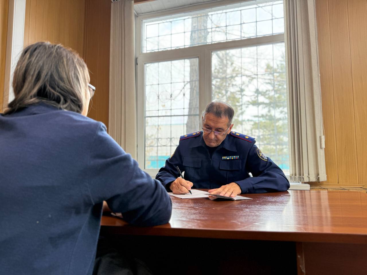 Руководитель следственного управления провел приём граждан Руководитель следственного управления провел приём граждан