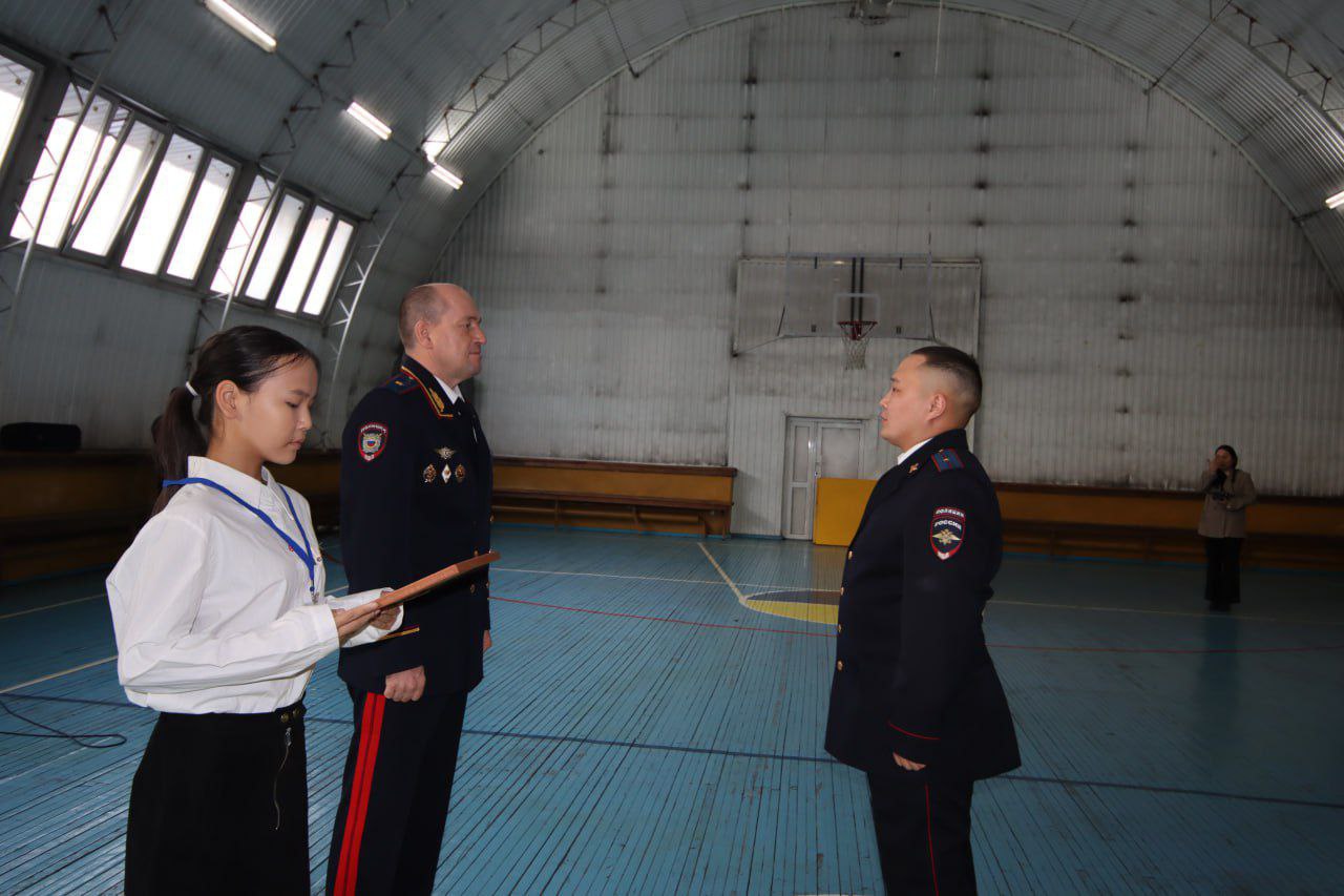 В МВД по Республике Тыва прошло торжественное мероприятие, посвященное 102-й годовщине службы участковых уполномоченных полиции В МВД по Республике Тыва прошло торжественное мероприятие, посвященное 102-й годовщине службы участковых уполномоченных полиции