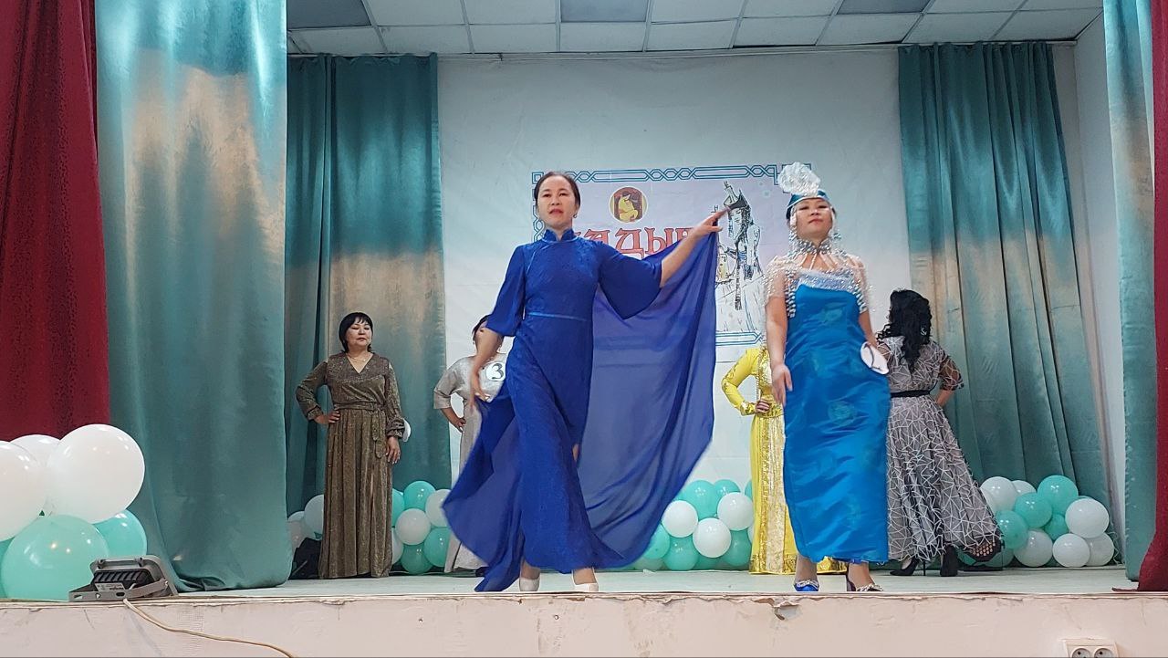 В Тээли прошел конкурс «Кадын-2025»: лучшие матери Бай-Тайгинского района В Тээли прошел конкурс «Кадын-2025»: лучшие матери Бай-Тайгинского района